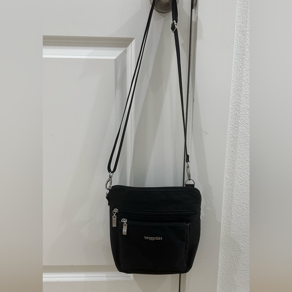 Baggallini Black Crossbody Bag with Silver Accents